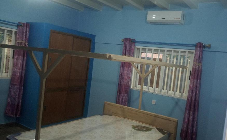 Maison Charlotte Forever Chambre D'Hotes Chez Un Couple Belgo Togolais Lomé Exteriör bild